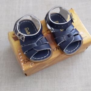 NWB navy saltwater sandals BABY size 3